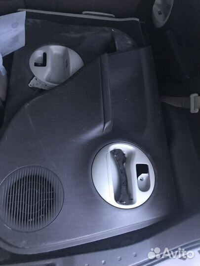 Обшивки дверей toyota passo 30