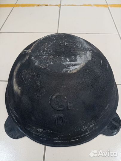 Казан чугунный на 10 литров