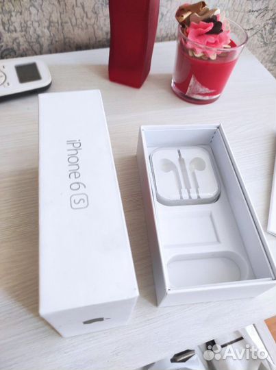 Коробка от iPhone 6s