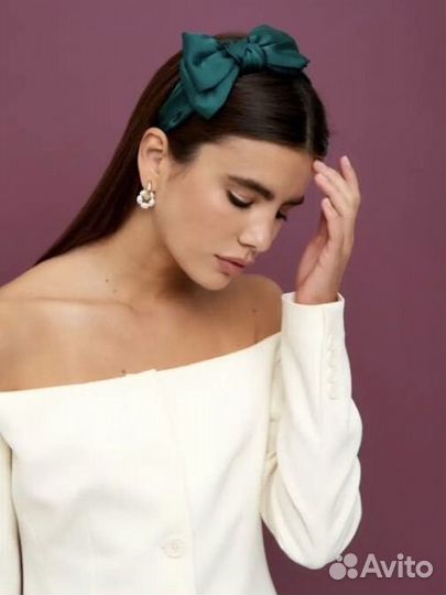 Ободок для волос с бантом