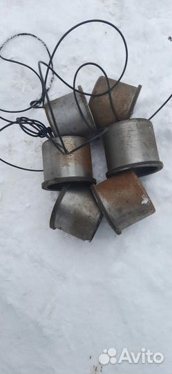 Втулки коретки гусениц дт 75