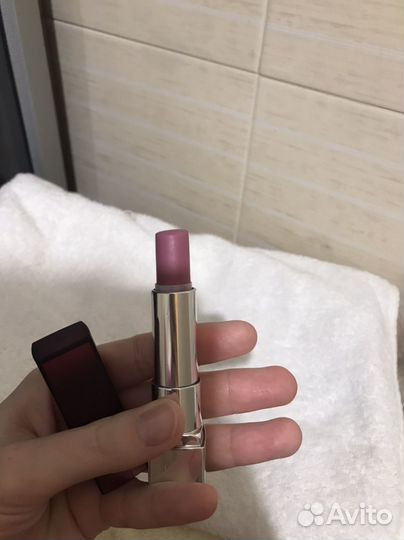 Maybelline помада 942