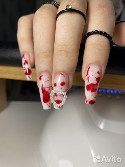 Маникюр с покрытием гель-лак