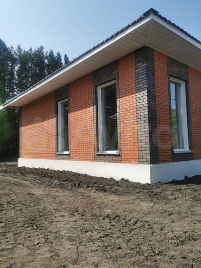 Коттедж 100 м² на участке 7 сот.