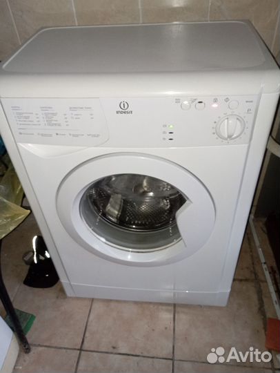 Стиральная машина indesit 5кг