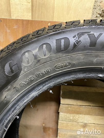 Goodyear UltraGrip Ice 2 195/65 R15 95T