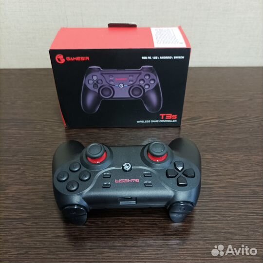 Беспроводной игровой контроллер GameSir T3s