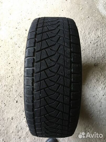Bridgestone Blizzak DM-V1 275/65 R17