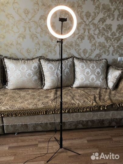 Кольцевая лампа со штативом + пульт