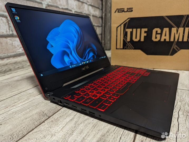 Игровой Asus Ryzen 5 3550H/RX 560X(4гб) /512/16