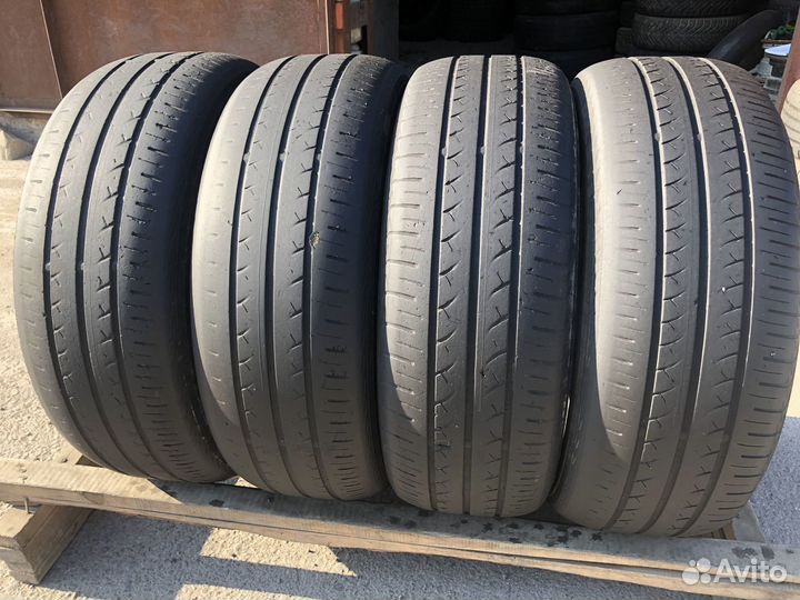 Yokohama BluEarth AE01 215/60 R16