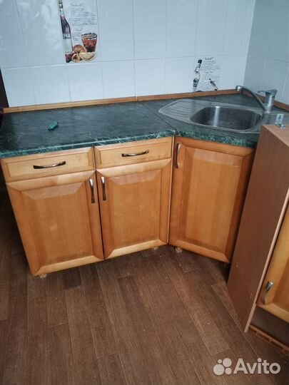 Продаю кухню бу