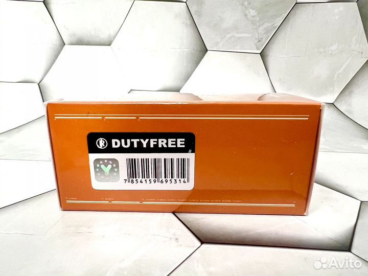 Molecule 01 + Mandarin Escentric Molecules