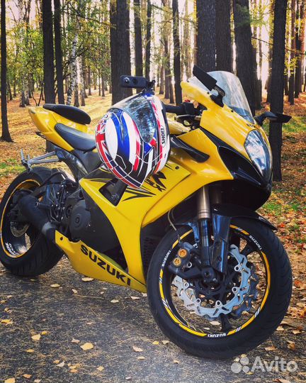 Suzuki gsxr1000 k7