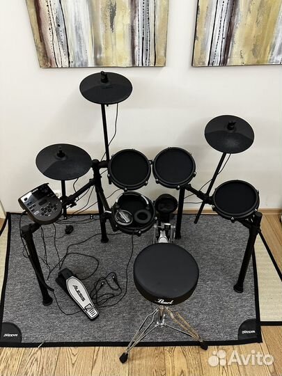 Электронные барабаны Alesis Nitro Mesh Kit