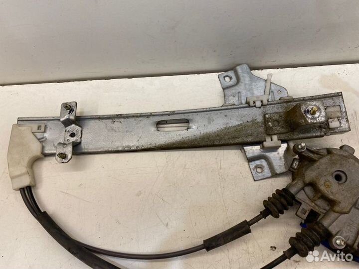 Мотор стеклоподъемника задний правый Kia Spectra