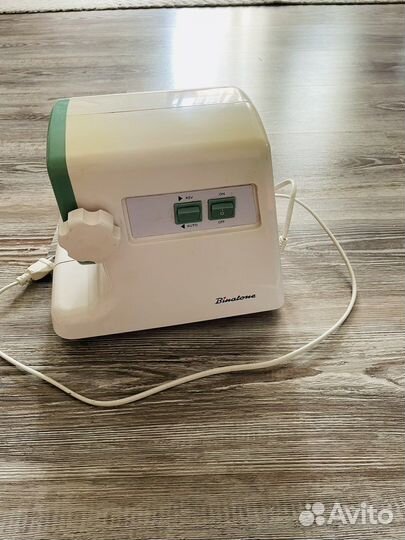 Мясорубка электрическая Binatone