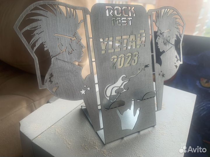 Подставка для телефона