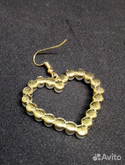 Серьги в форме сердца