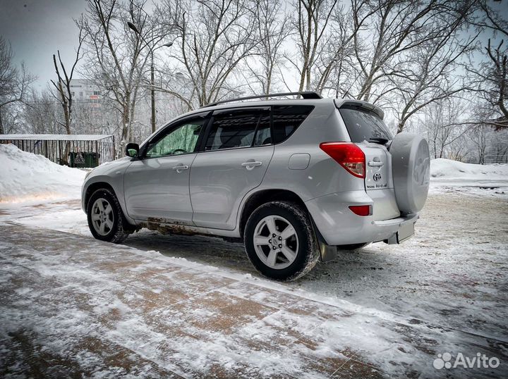 Toyota RAV4 2.0 AT, 2006, 279 000 км