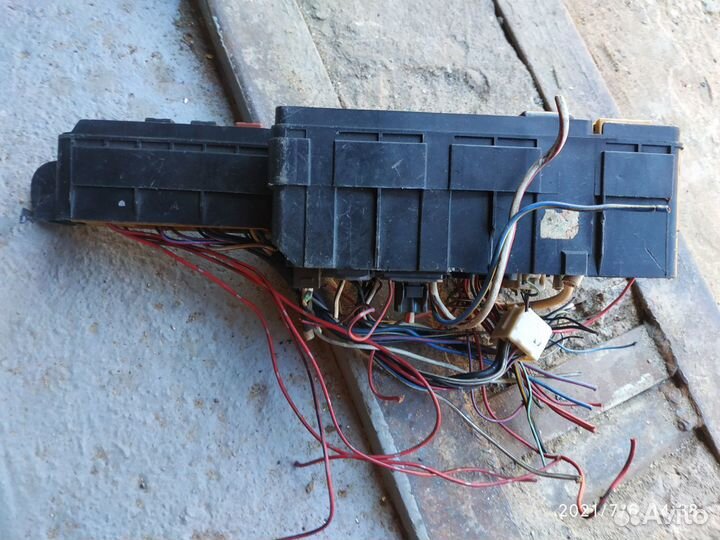 Блок предохранителей toyota