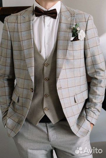 Мужские костюмы