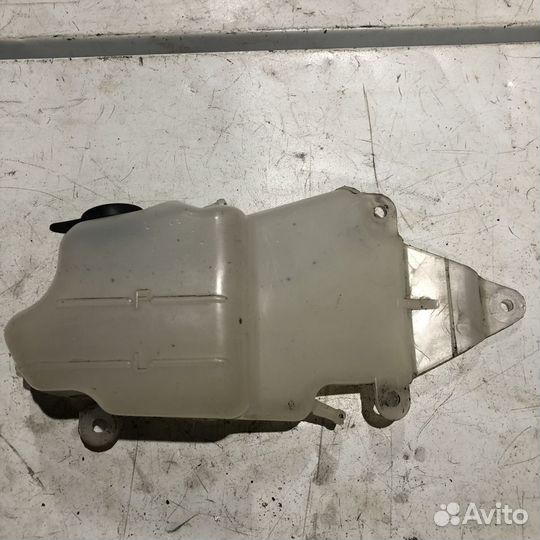 Расширительный бачок для Suzuki VZ1600 Marauder