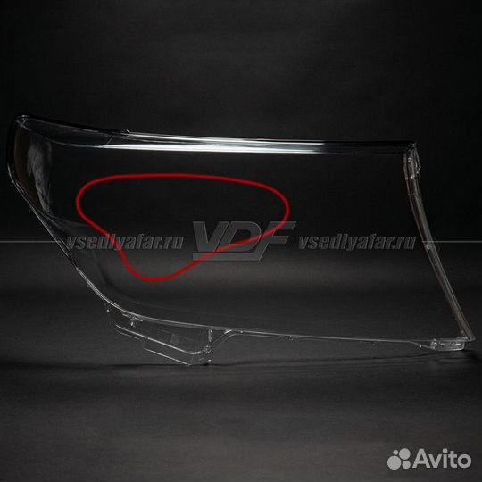 Уцененное стекло для фары Toyota Land Cruiser 200