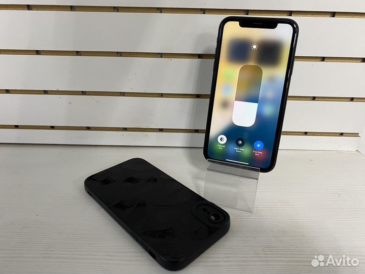 iPhone Xr, 128 ГБ