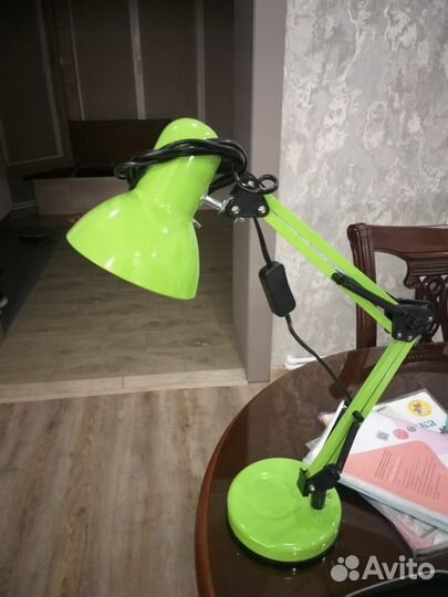 Лампа настольная бу