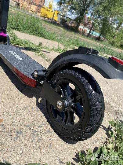 Самокат электрический новый