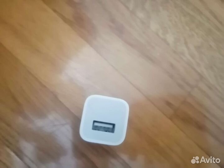 Зарядка на iPhone