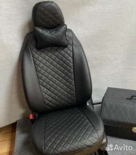 Чехлы Кия Сид чёрная экокожа ромб