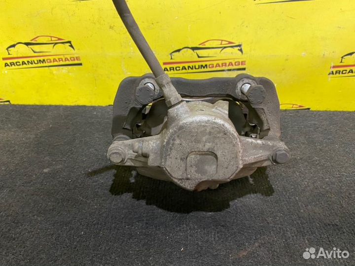 Суппорт передний левый Mercedes 204 W204 OM651.911