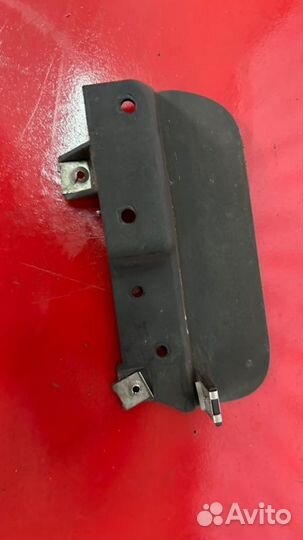 Брызговик передний левый Audi A6 C6 2.8 ccea 2010