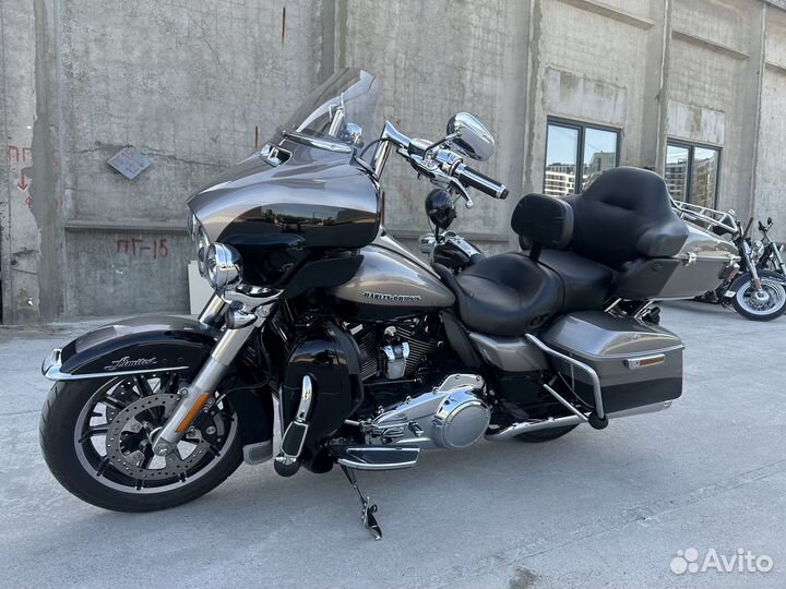 Harley Davidson Electra Glide. Limited