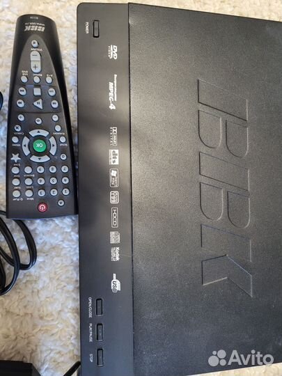 Dvd плеер с караоке BBK DVP 158 SI