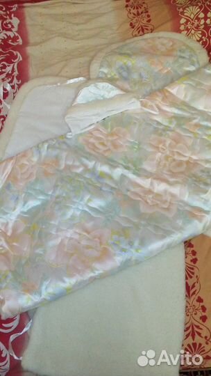 Продам комплект на выписку