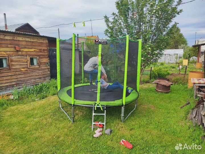 Батут для дачи