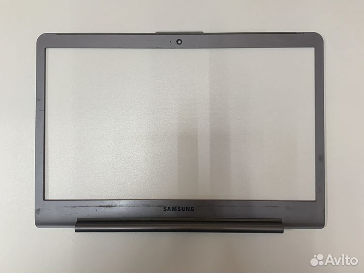 Рамка матрицы ноутбука samsung NP530U4C