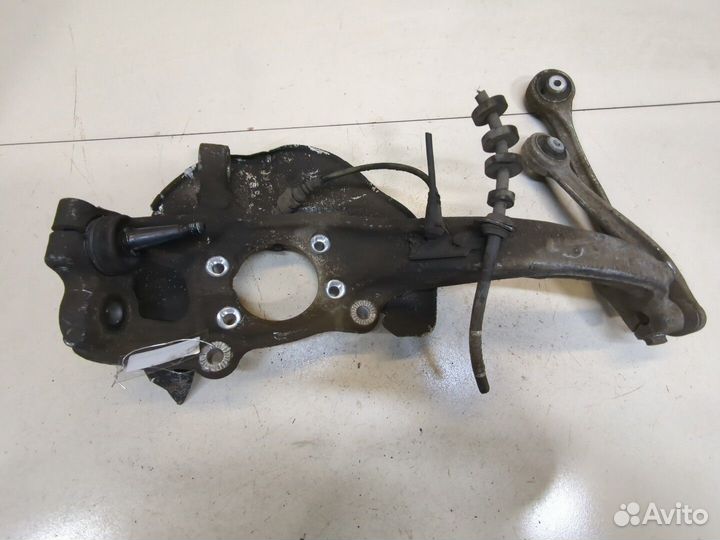 Поворотный кулак Audi A5, 2010