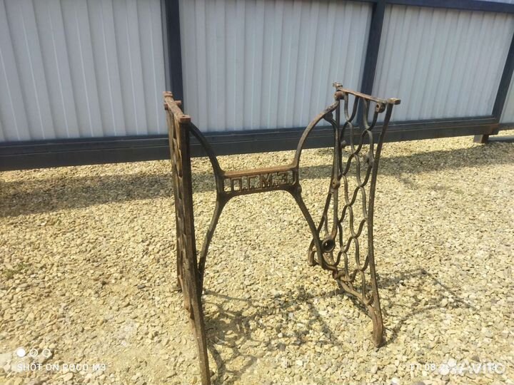 Станина от швейной машинки