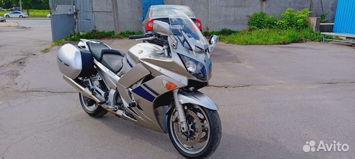 Yamaha FJR 1300 робот