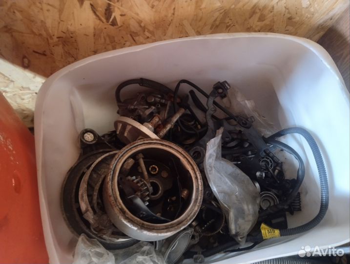 Запчасти на скутер-мопед