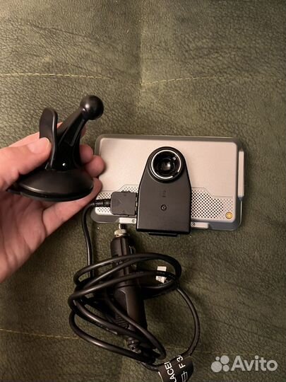 Навигатор Garmin Nuvi