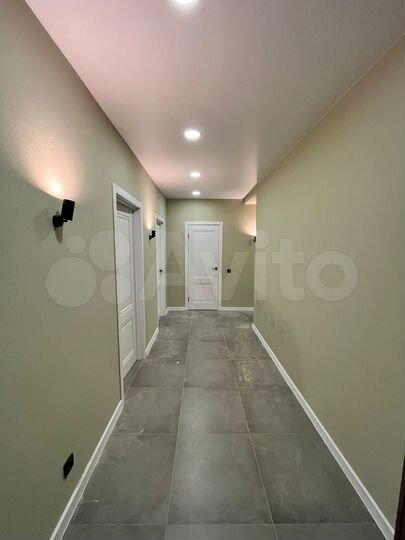 2-к. квартира, 64 м², 1/9 эт.