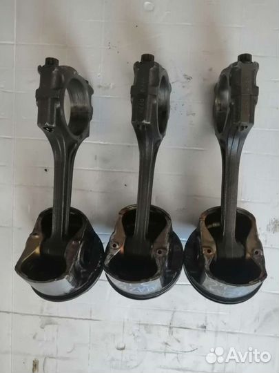 Шатун с поршнем mazda 3 1,6