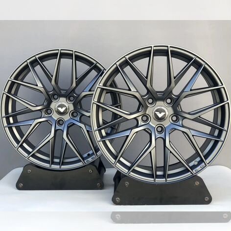 Литые диски VORSTEINER V-FF 107 8×R18 5×114.3