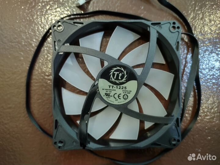 Вентиляторы Корпуса Thermaltake View 51 Tempered