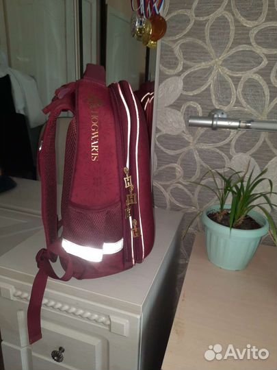 Школьный рюкзак